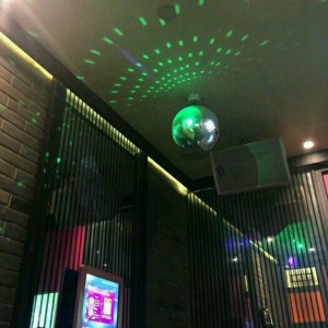 上海浦东新区万祥镇附近酒吧招聘现场DJ,(不需要工作服)