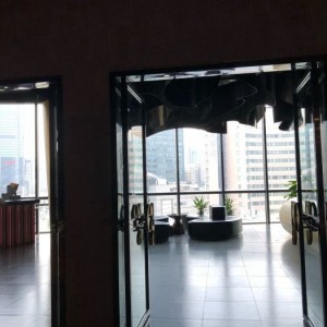 法院工作招聘条件及要求（法院职位应聘资格与必备条件）